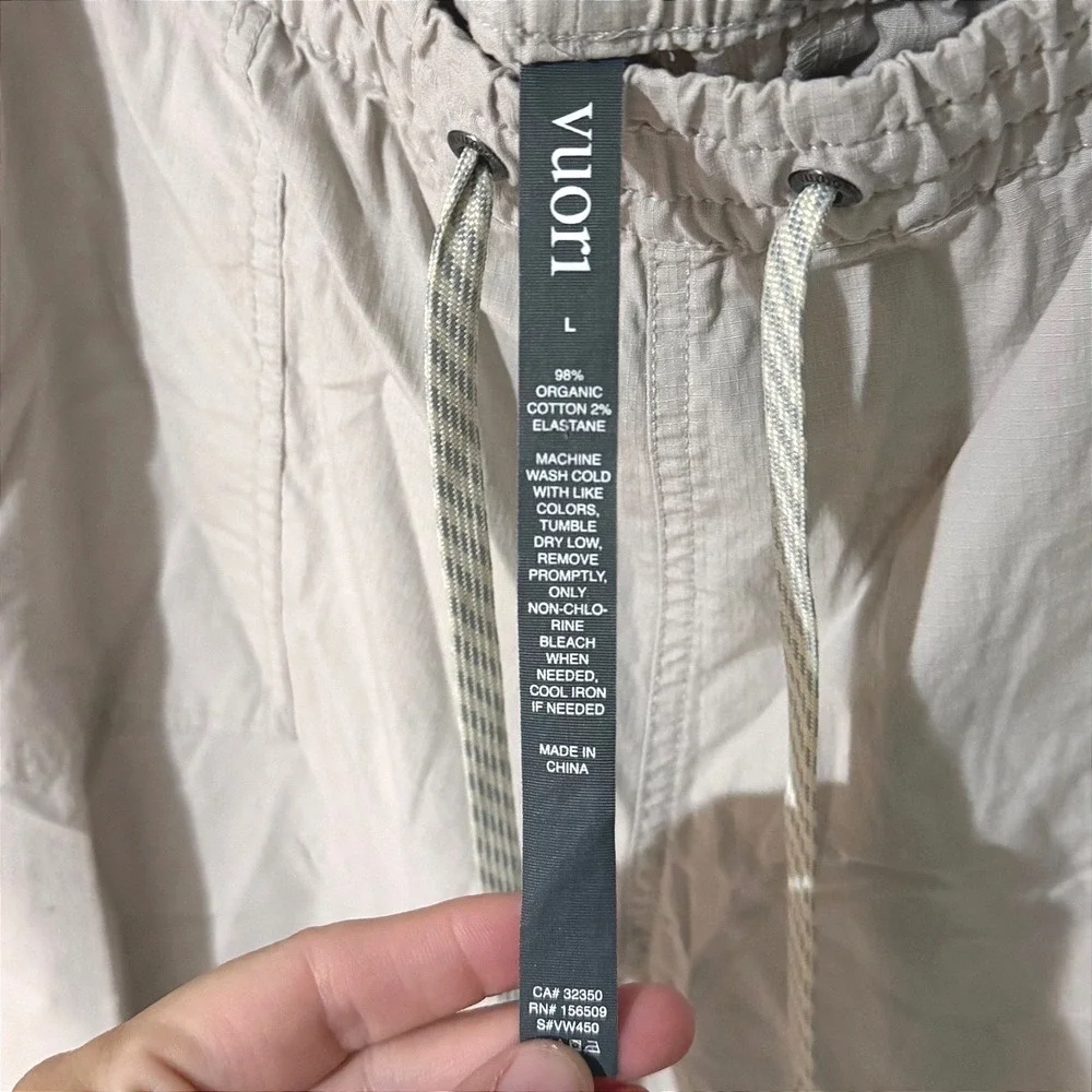 Vuori Womens Ripstop Pant Light Khaki Tan Organic Cotton Tapered VW450 Size L